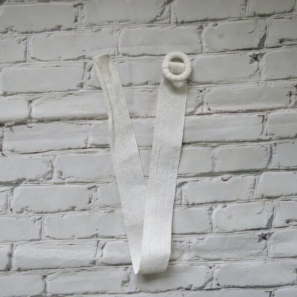 Vintage 1980s White Macrame Belt - Picture 6 of 6